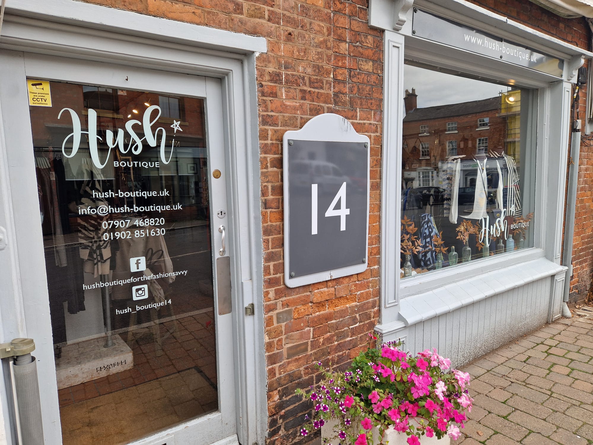 Shopfront photograph / map
